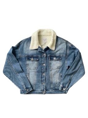 Love Tree Faux Fur Denim Jacket NWT Size Large Sherpa Trim